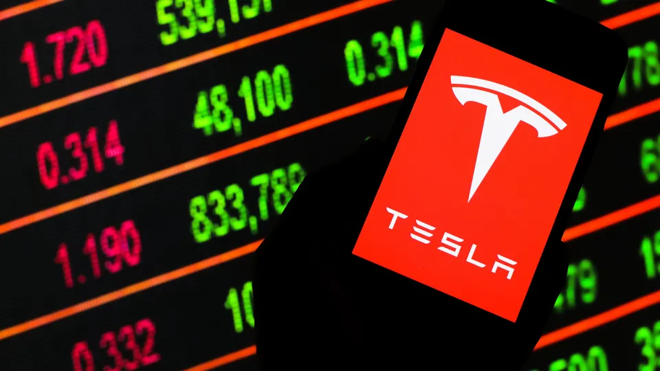 Stocks Waver in First Trading Day of 2025, Tesla Stock Falls-Yahoo Finance